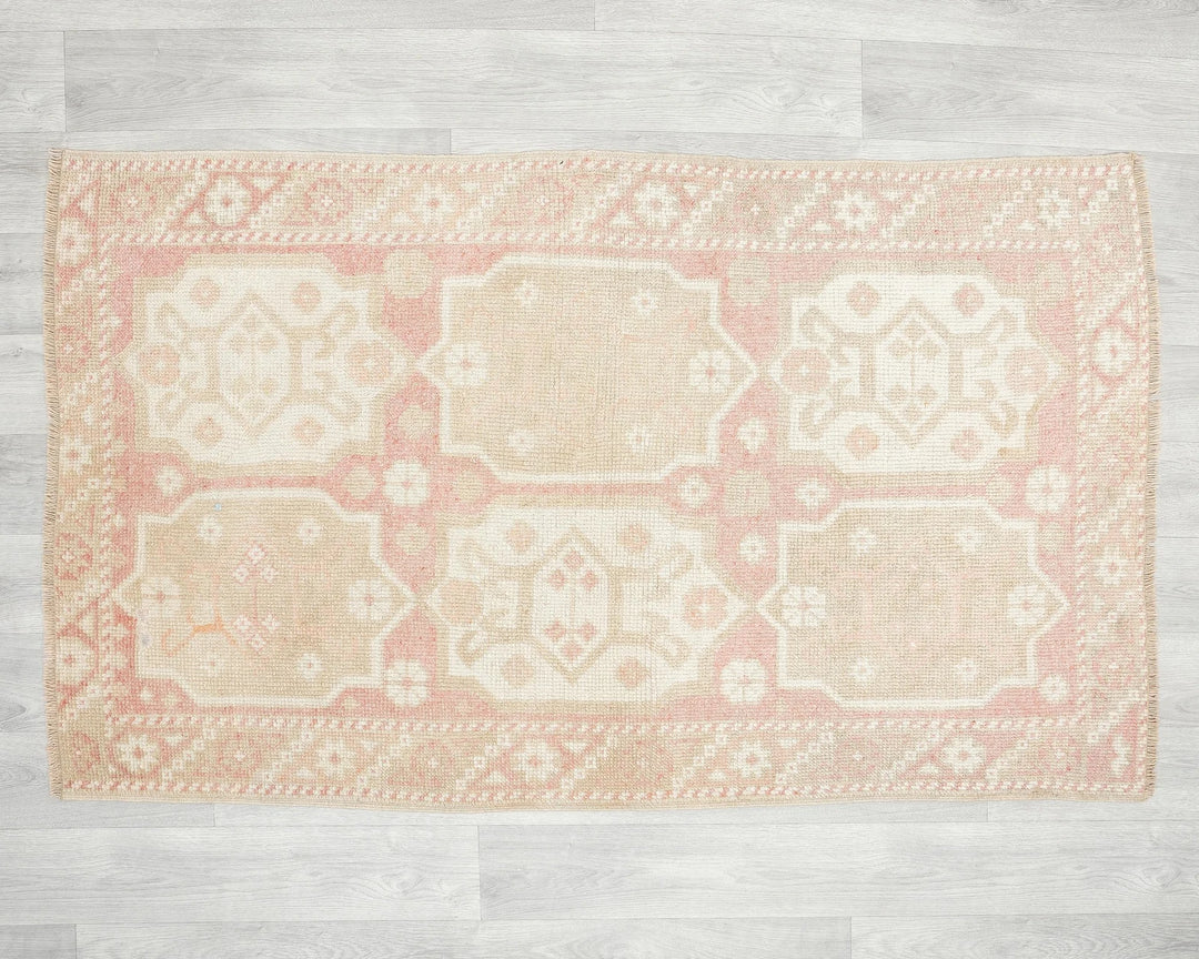 Multicolor Turkish Oushak Rug 2' 8" x 4' 8" Hand-Knotted | No. VR84116