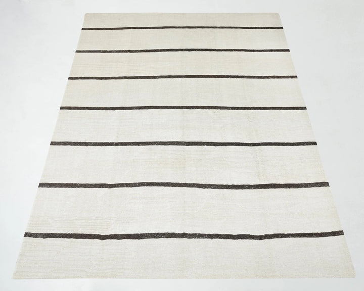 Black Kilim Rug 9' 9" x 12' 6" | No. VR84364