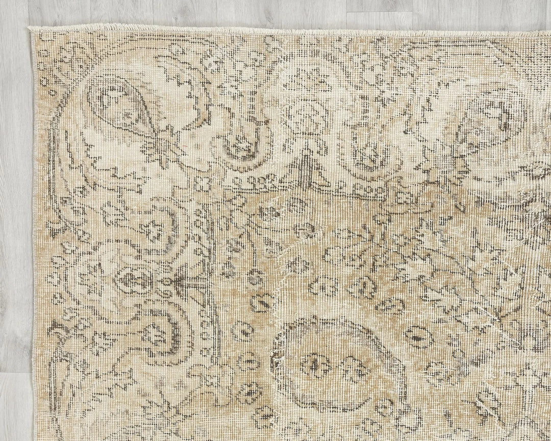 Multicolor Turkish Oushak Rug 6'5" x 9'8" Hand-Knotted | No. VR84821