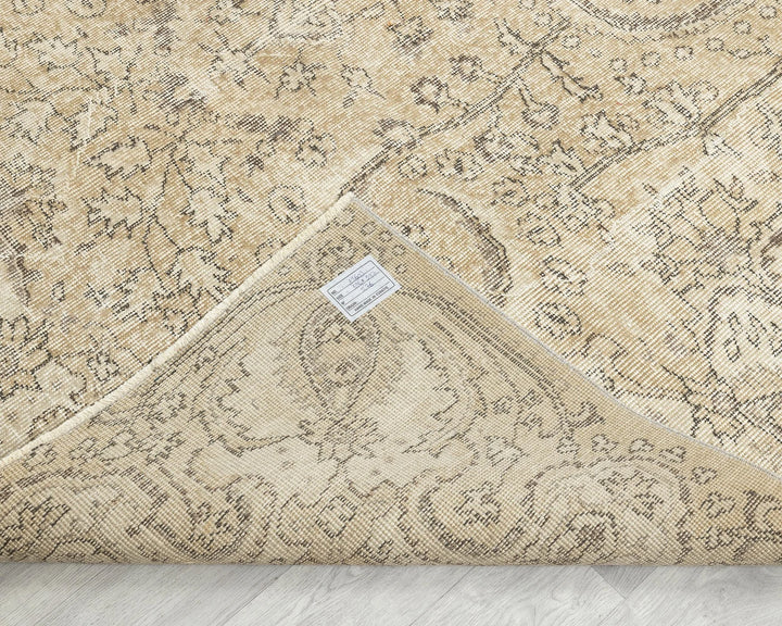 Multicolor Turkish Oushak Rug 6'5" x 9'8" Hand-Knotted | No. VR84821