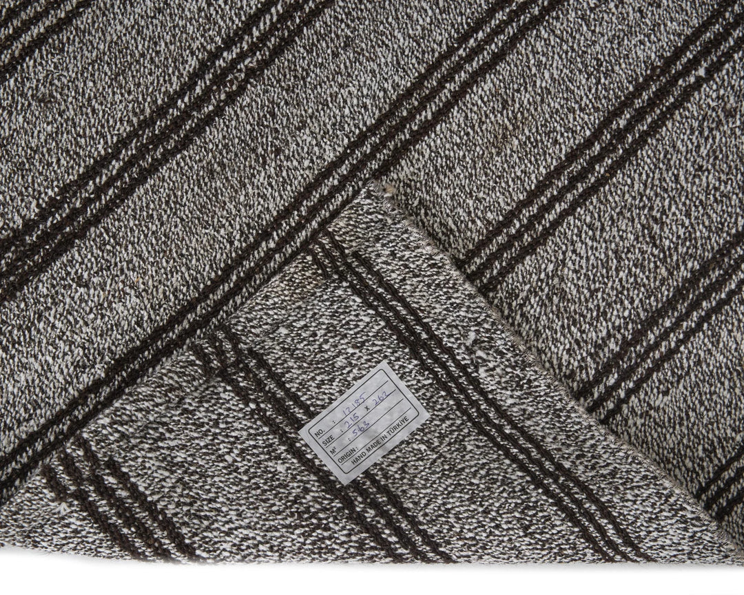 Gray Kilim Rug 7' 1" x 8' 7" | No. VR84987