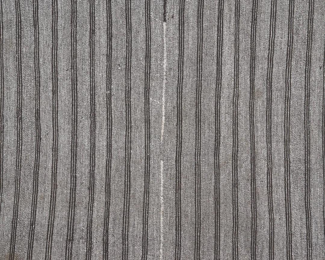 Gray Kilim Rug 7' 1" x 8' 7" | No. VR84987