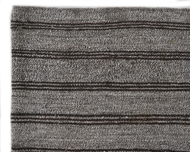 Gray Kilim Rug 7' 1" x 8' 7" | No. VR84987