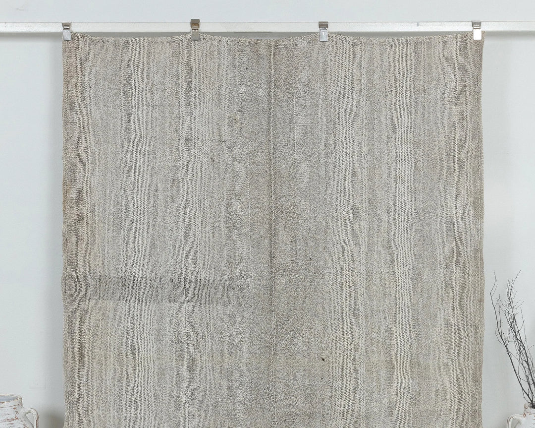 Gray Turkish Kilim Rug 6' x 10' Flat-Weave detail
