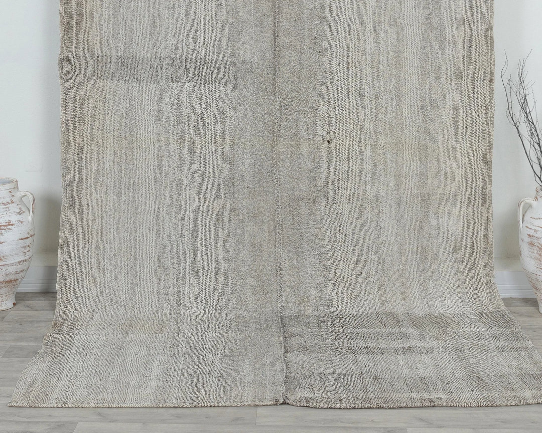 Gray Turkish Kilim Rug 6' x 10' Flat-Weave view