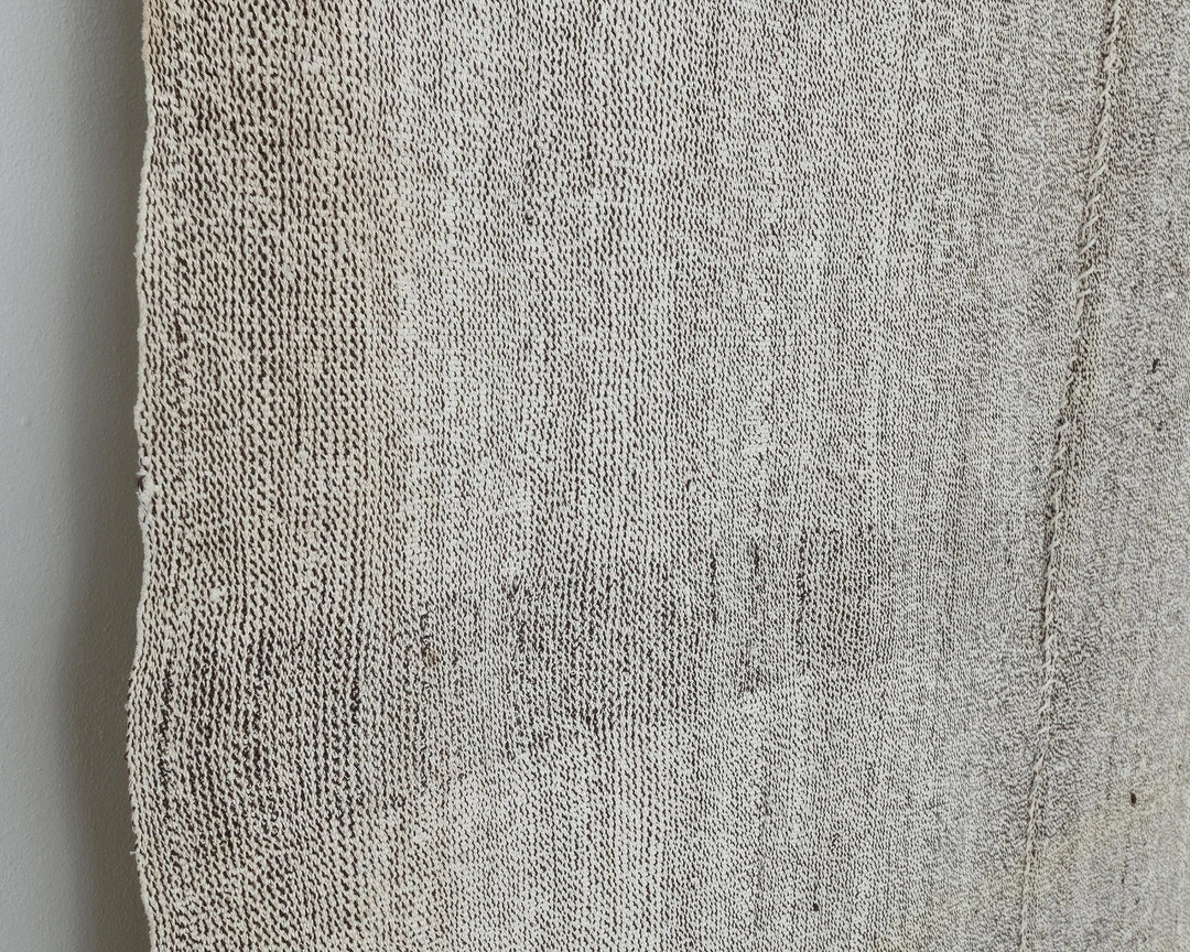 Gray Turkish Kilim Rug 6' x 10' Flat-Weave close-up