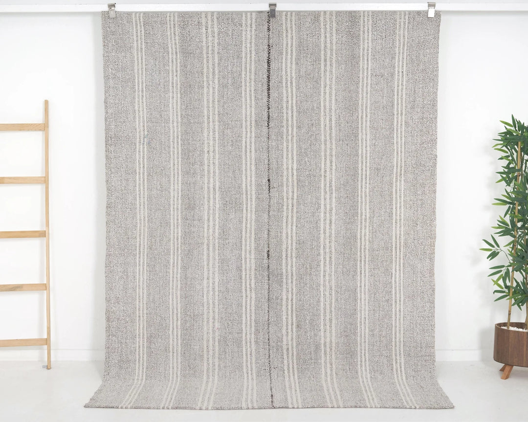 Gray Turkish Kilim Rug 6' 4" x 8' 10" Flat-Weave | No. VR85148