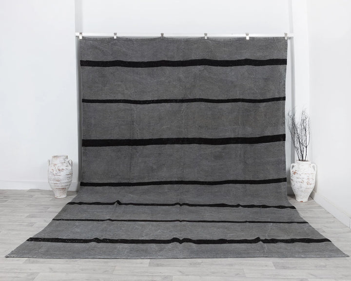 Gray Kilim Rug 9' 6" x 13' 1" | No. VR85282