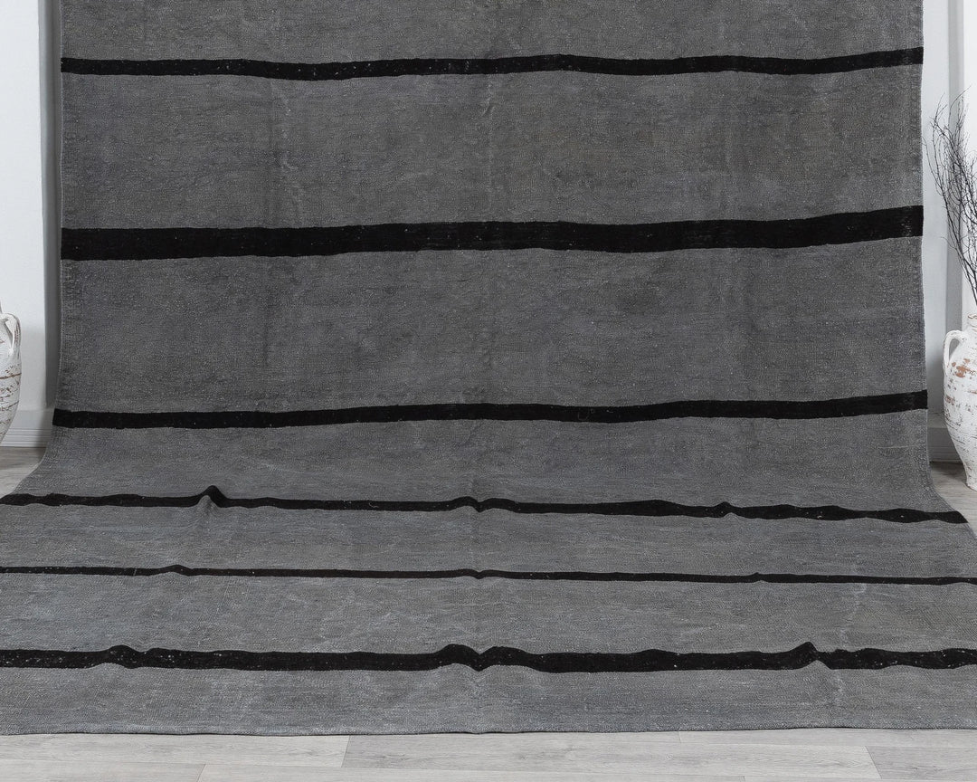 Gray Kilim Rug 9' 6" x 13' 1" | No. VR85282
