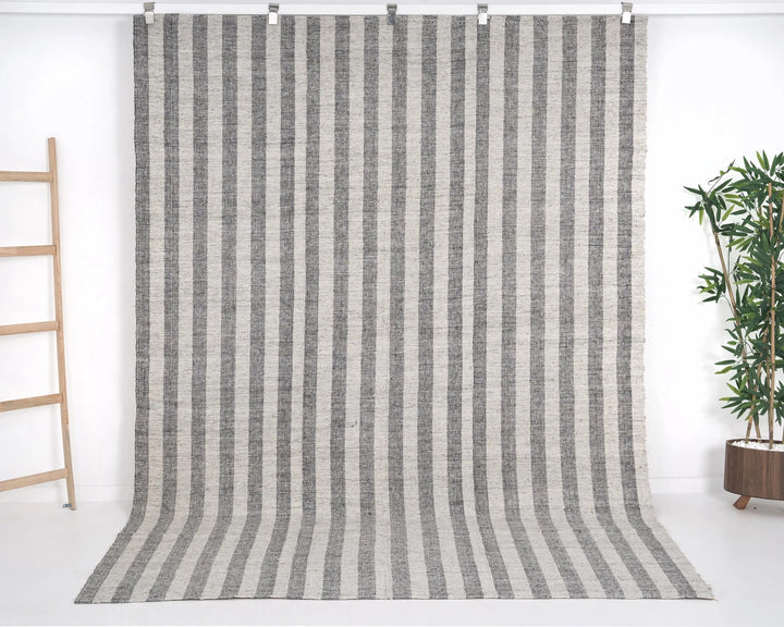 Beige Turkish Kilim Rug 6'7" x 9'6" Flat-Weave | No. VR85538