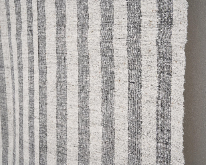 Beige Turkish Kilim Rug 6'7" x 9'6" Flat-Weave | No. VR85538