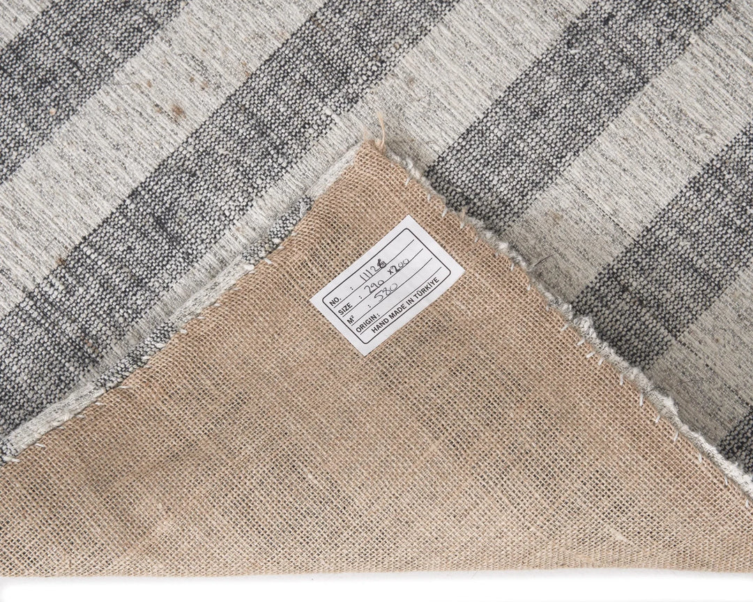 Beige Turkish Kilim Rug 6'7" x 9'6" Flat-Weave | No. VR85538