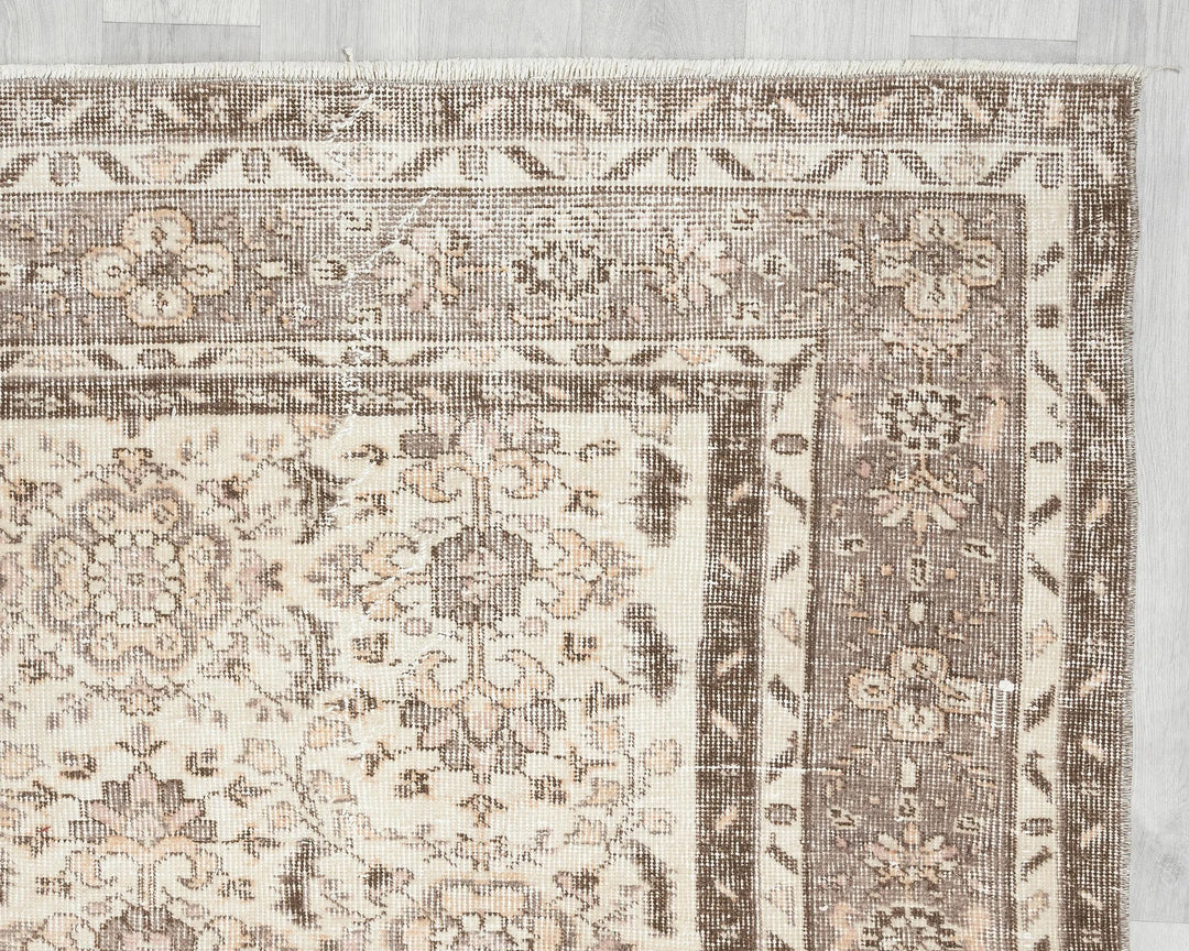 Multicolor Turkish Oushak Rug 6' 11" x 9' 11" Hand-Knotted | No. VR85602