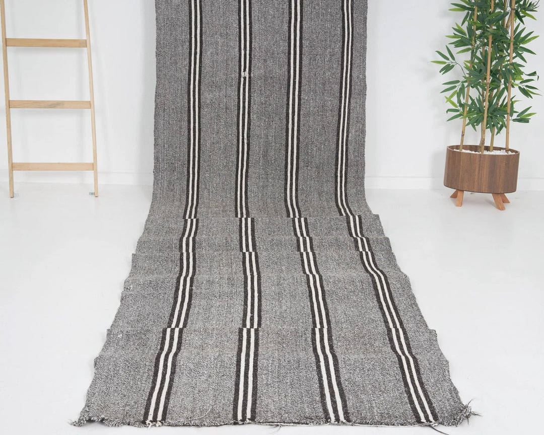 Gray Turkish Kilim Rug 3' 5" x 19' Flat-Weave | No. VR85603