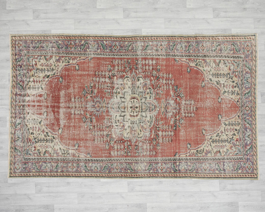 Distressed Oushak Rug 5' 5" x 8' 11" | No. VR85729