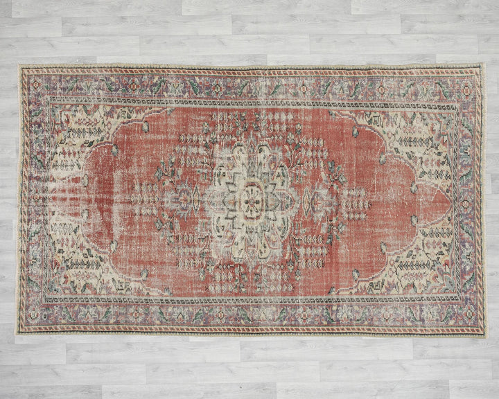 Distressed Oushak Rug 5' 5" x 8' 11" | No. VR85729