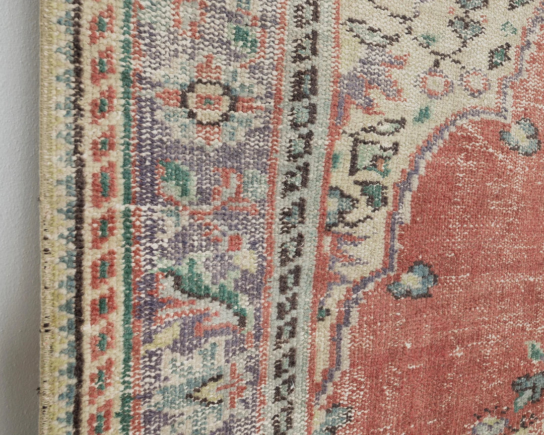 Distressed Oushak Rug 5' 5" x 8' 11" | No. VR85729