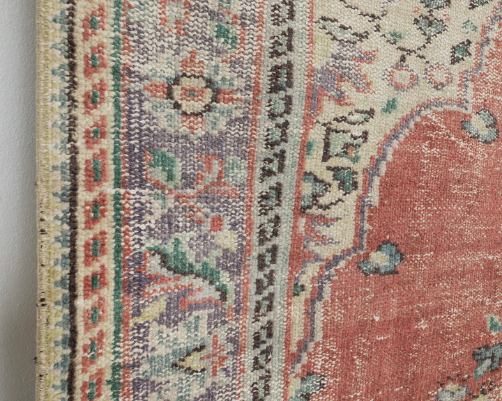 Distressed Oushak Rug 5' 5" x 8' 11" | No. VR85729