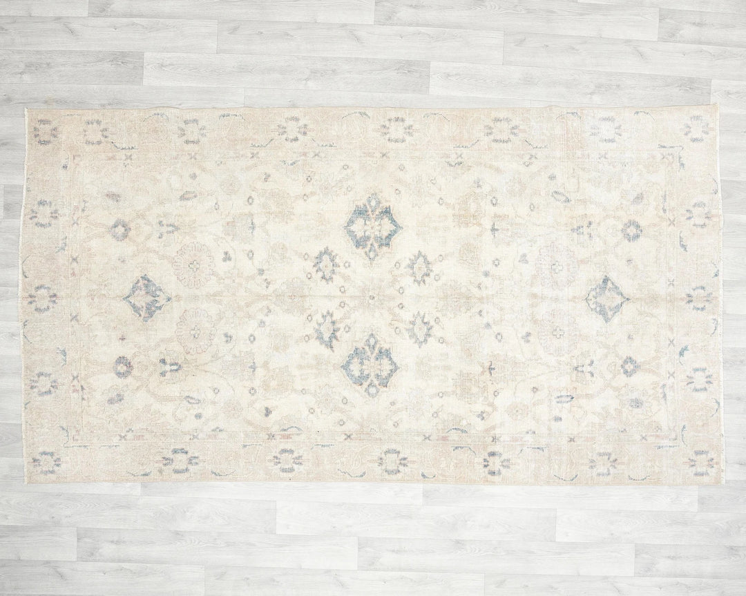 Multicolor Turkish Oushak Rug 4'5" x 8'1" Hand-Knotted | No. VR85904