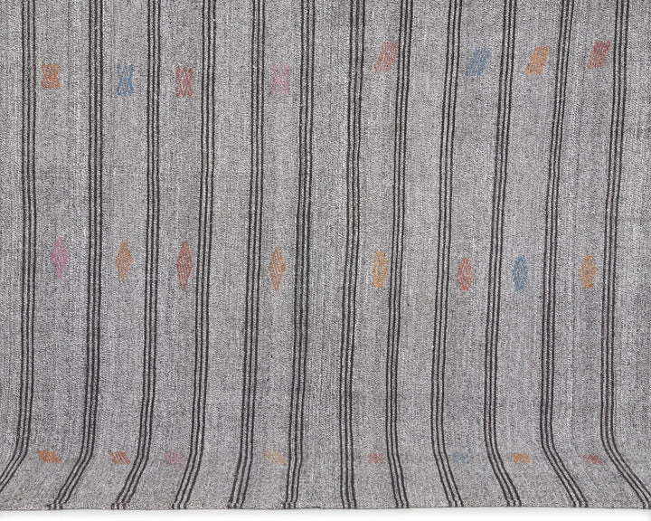 Gray Kilim Rug 6' 2" x 7' 11" | No. VR85977