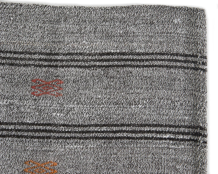 Gray Kilim Rug 6' 2" x 7' 11" | No. VR85977