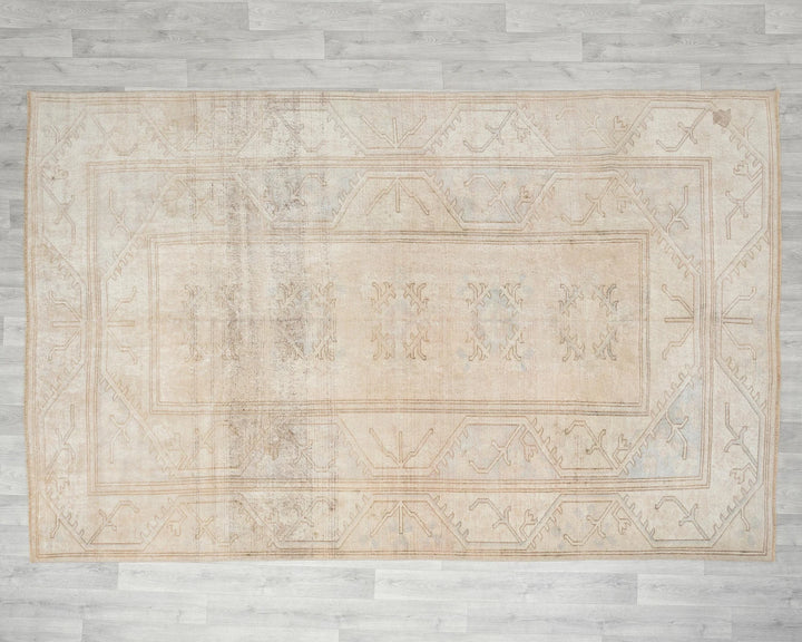 Beige Turkish Oushak Rug 6'5" x 9'8" Hand-Knotted | No. VR86172