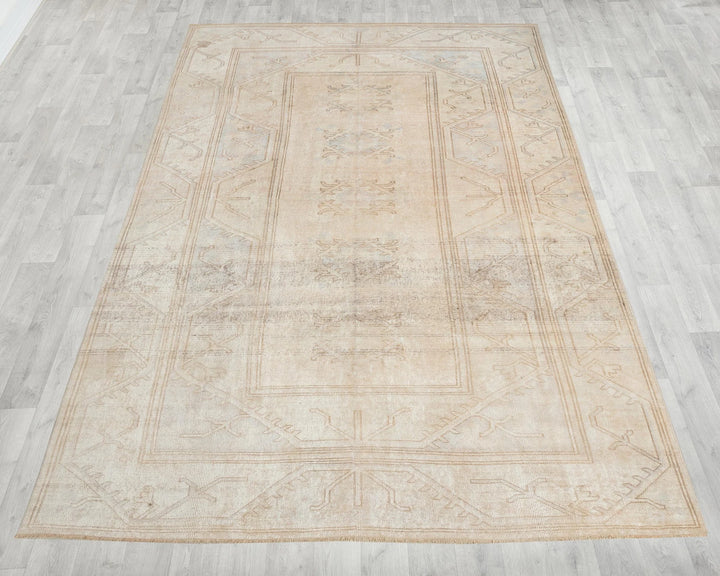 Beige Turkish Oushak Rug 6'5" x 9'8" Hand-Knotted | No. VR86172