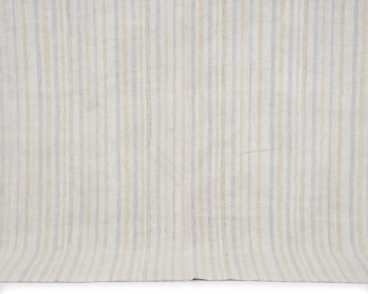 Kilim Rug 6' 1" x 7' 11" | No. VR86291