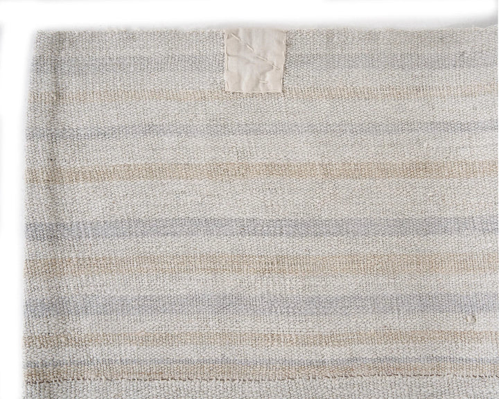Kilim Rug 6' 1" x 7' 11" | No. VR86291