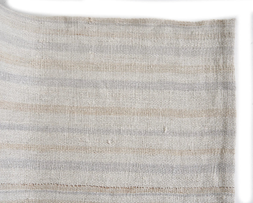 Kilim Rug 6' 1" x 7' 11" | No. VR86291