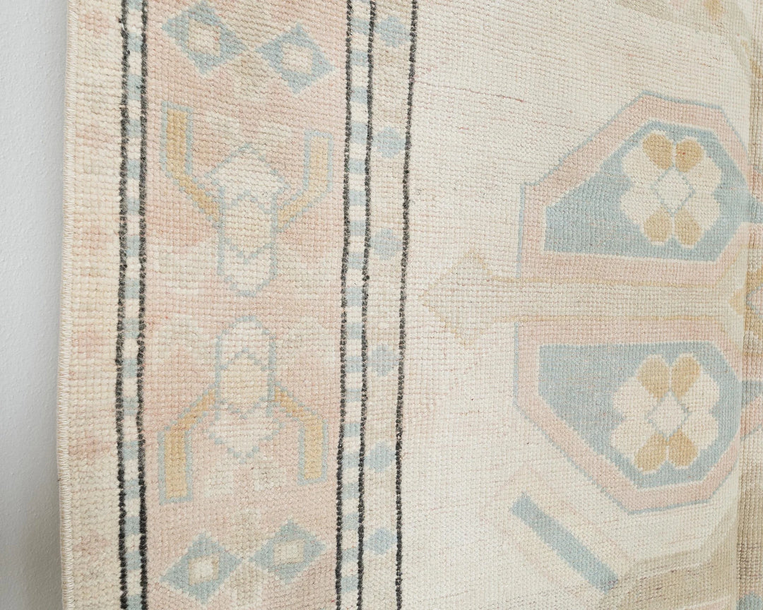 Beige Oushak Rug 4' 11" x 7' 6" | No. VR86318