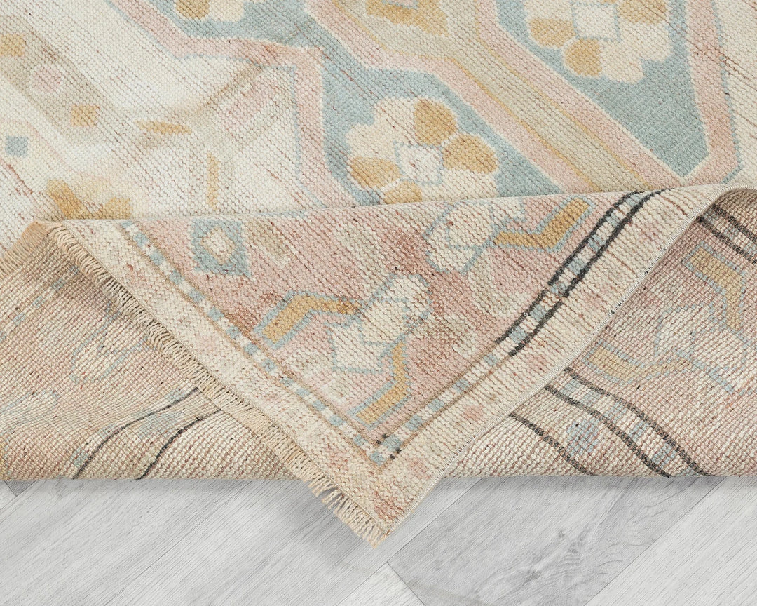 Beige Oushak Rug 4' 11" x 7' 6" | No. VR86318