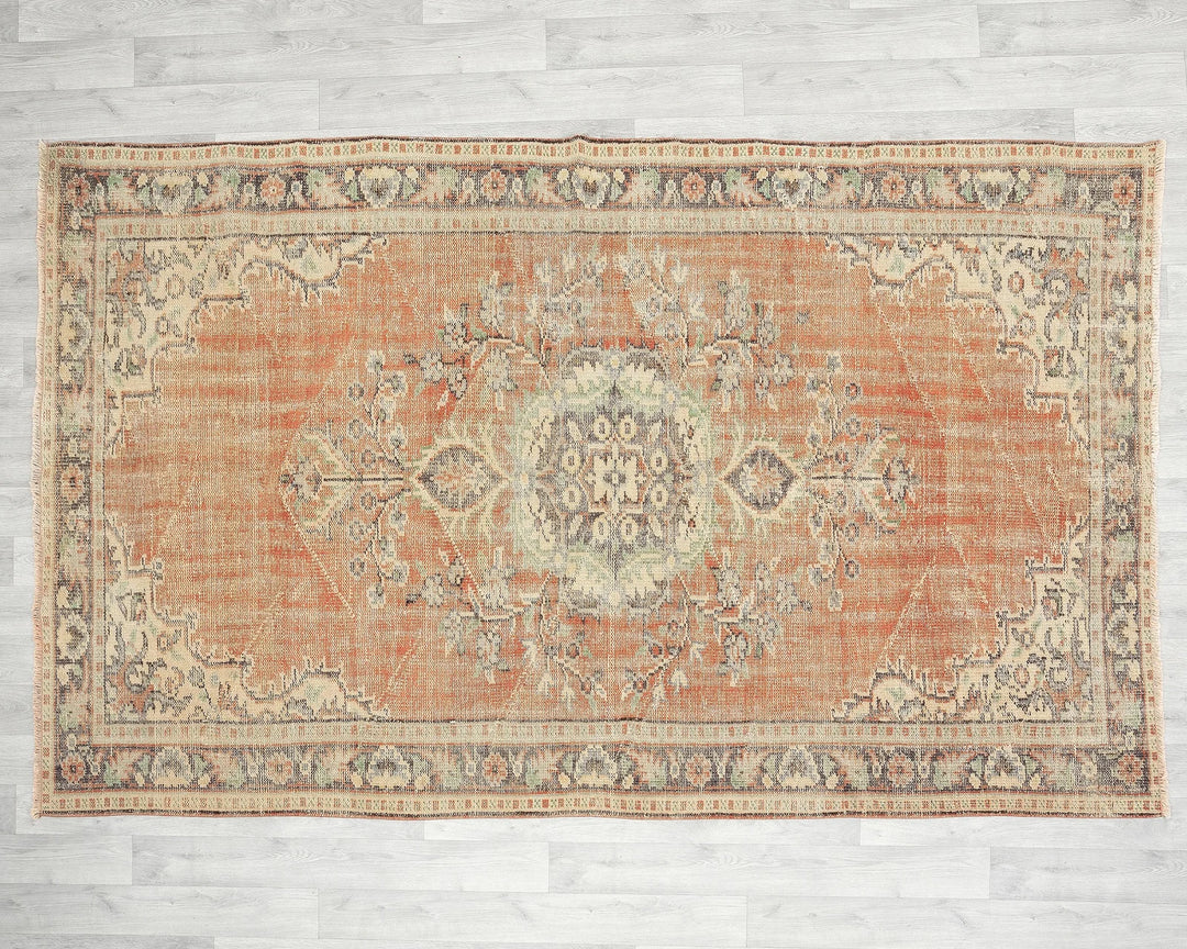 Oushak Rug 5' 5" x 8' 6" | No. VR86467