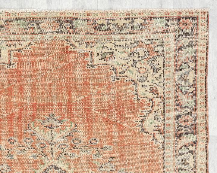 Oushak Rug 5' 5" x 8' 6" | No. VR86467