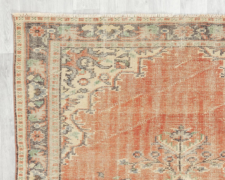 Oushak Rug 5' 5" x 8' 6" | No. VR86467
