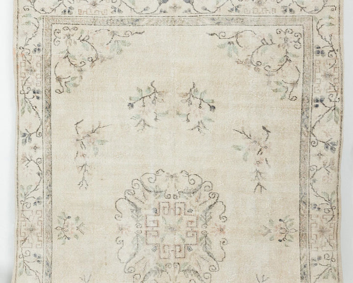 Beige Turkish Oushak Rug 6' 6" x 9' 8" Hand-Knotted | No. VR86549