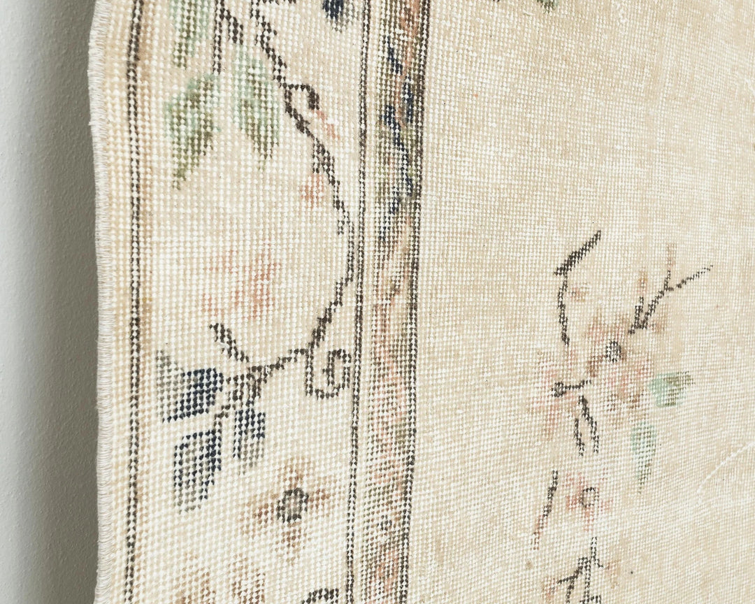 Beige Turkish Oushak Rug 6' 6" x 9' 8" Hand-Knotted | No. VR86549