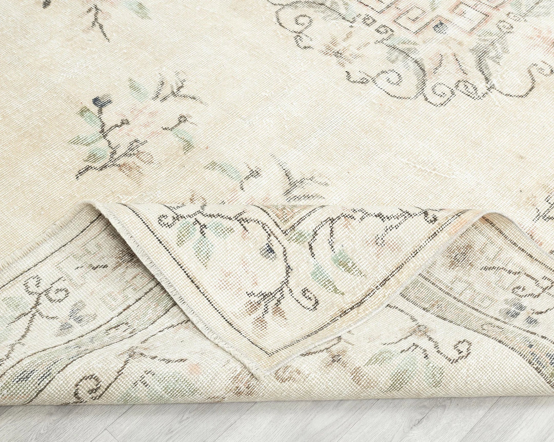 Beige Turkish Oushak Rug 6' 6" x 9' 8" Hand-Knotted | No. VR86549
