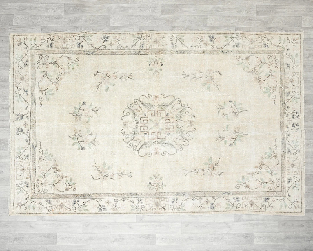 Beige Turkish Oushak Rug 6' 6" x 9' 8" Hand-Knotted | No. VR86549