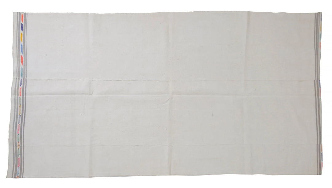 White Kilim Rug 4' 8" x 9' 8" | No. VR86754
