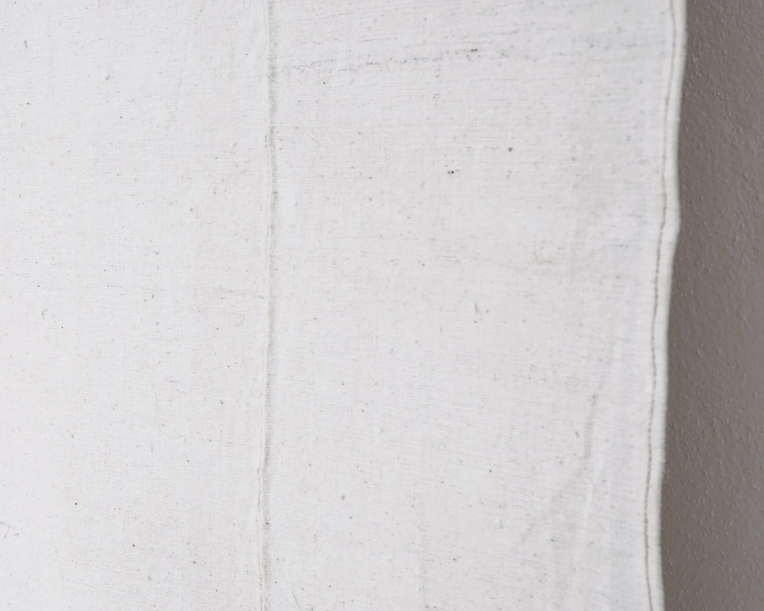White Kilim Rug 4' 8" x 9' 8" | No. VR86754