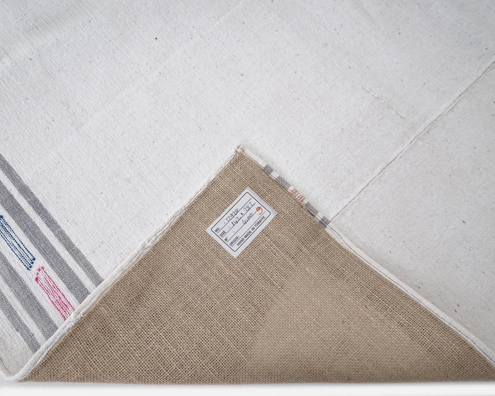 White Kilim Rug 4' 8" x 9' 8" | No. VR86754