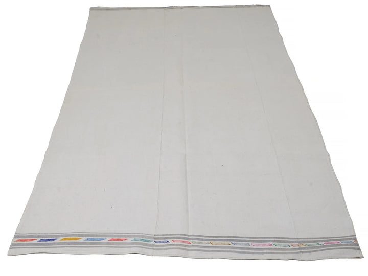 White Kilim Rug 4' 8" x 9' 8" | No. VR86754