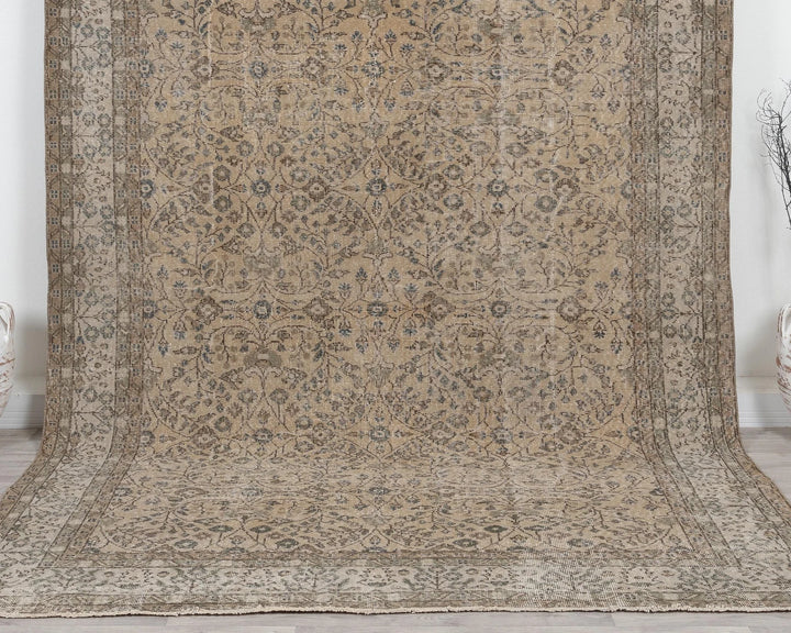 Beige Turkish Oushak Rug 7'2" x 10'4" Hand-Knotted | No. VR87045