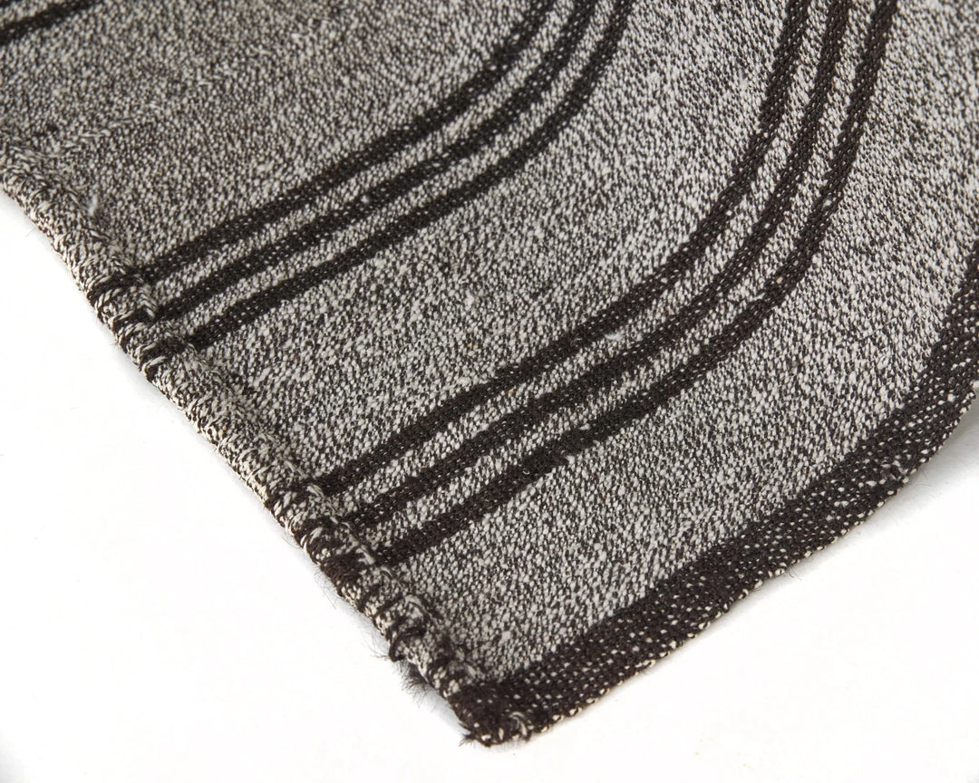Gray Kilim Rug 4' 5" x 7' 2" | No. VR87066