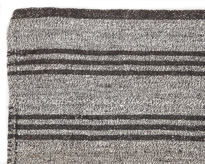 Gray Kilim Rug 4' 5" x 7' 2" | No. VR87066