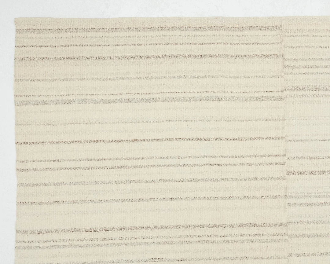 Beige Kilim Rug 9' 6" x 13' 1" | No. VR87070