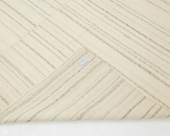 Beige Kilim Rug 9' 6" x 13' 1" | No. VR87070