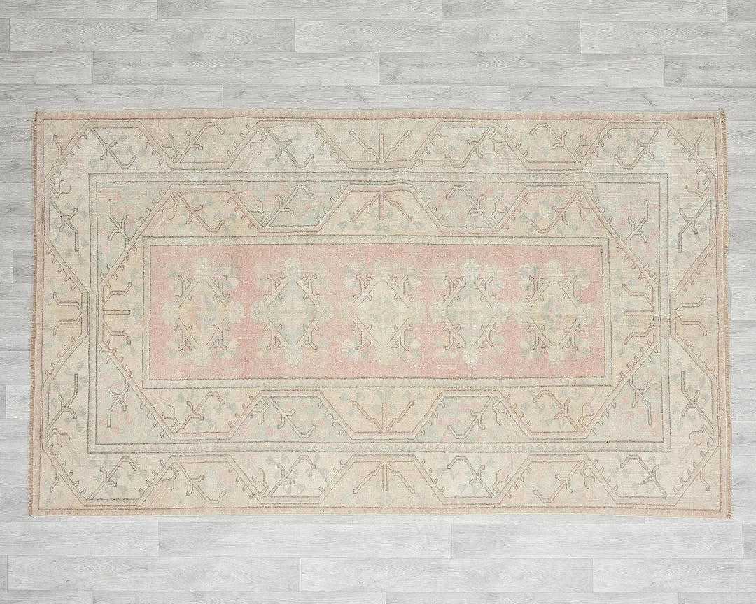 Beige Turkish Oushak Rug 5' x 8' Hand-Knotted | No. VR87334