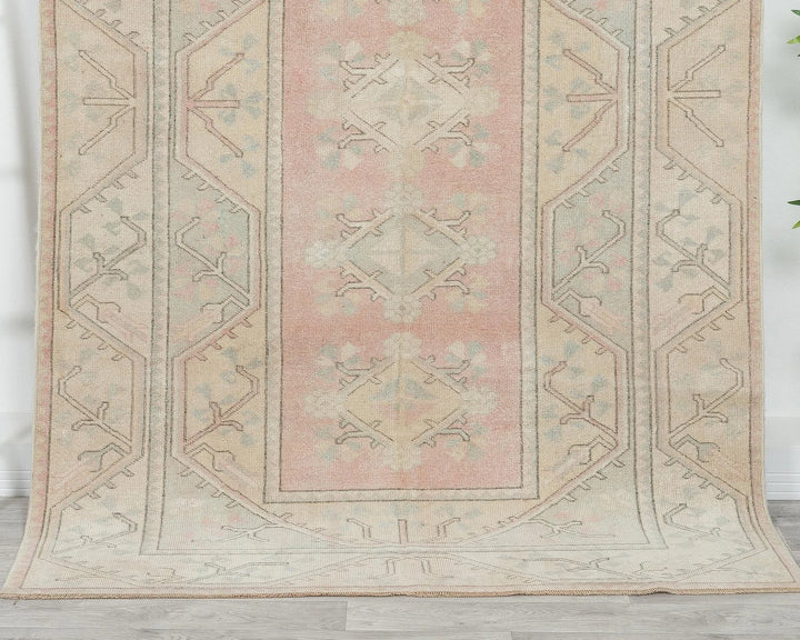 Beige Turkish Oushak Rug 5' x 8' Hand-Knotted | No. VR87334